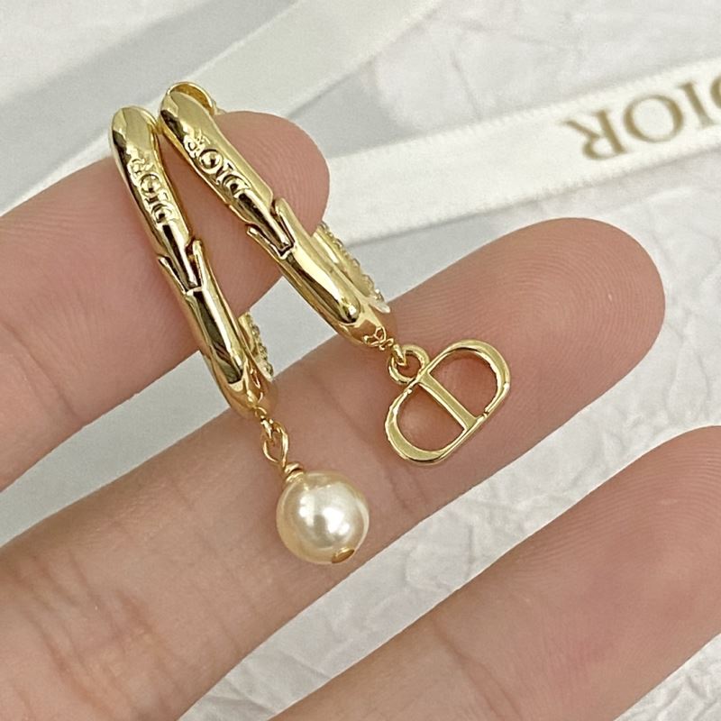 chr1st1an D10r earrings